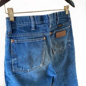 Distressed high waisted Wranglers